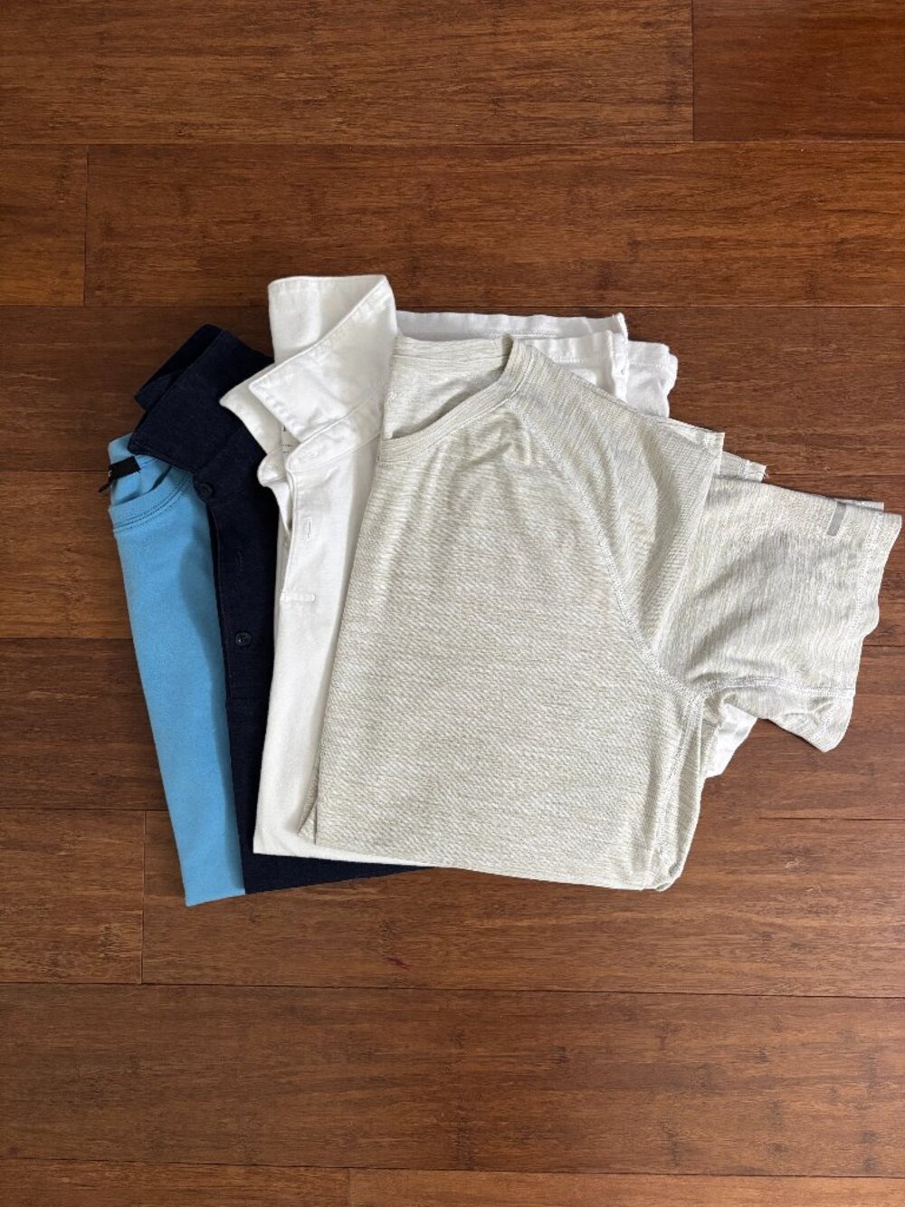 Men's 4 T-Shirt & Polo Bundle | Large | Gap, Old Navy, H&M L